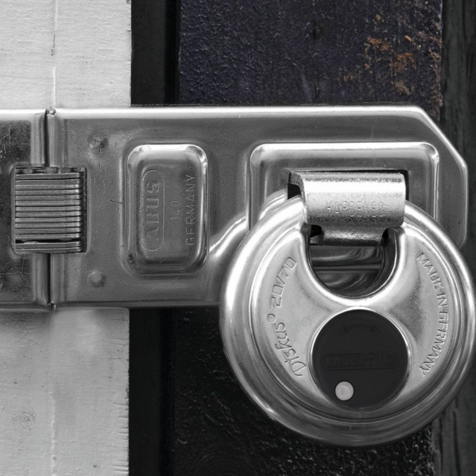 Abus 20/70 Diskus Series Locks - The Lock Source